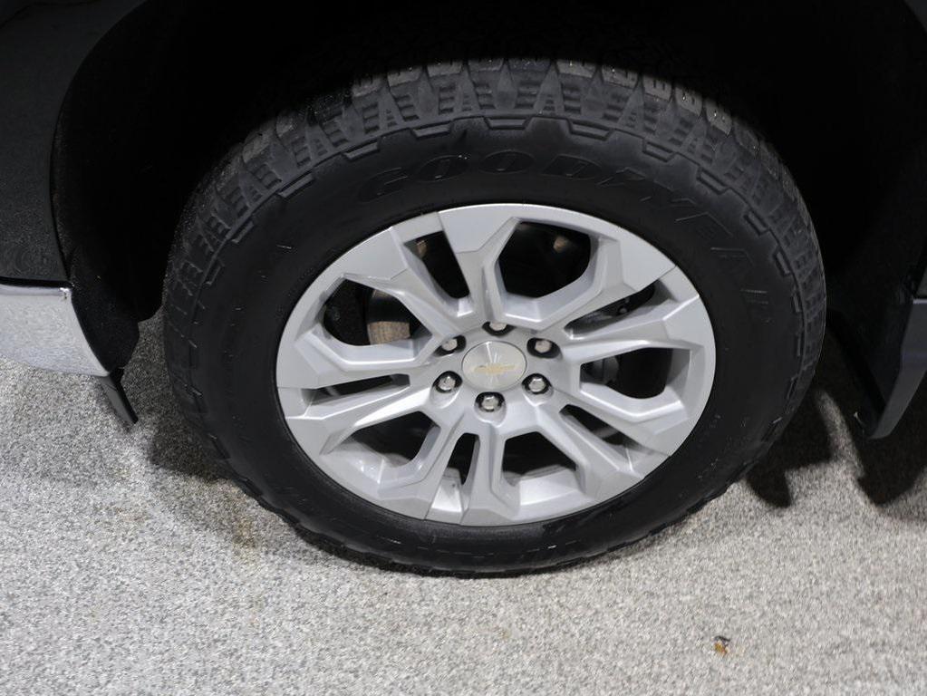 used 2022 Chevrolet Silverado 1500 car, priced at $45,720