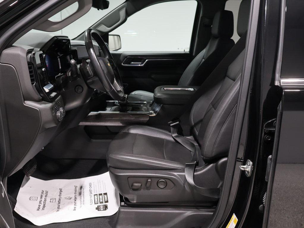 used 2022 Chevrolet Silverado 1500 car, priced at $45,720