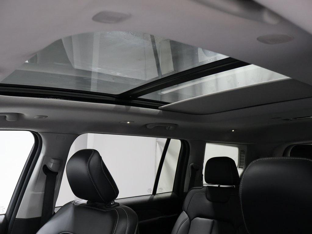 used 2023 Jeep Grand Cherokee L car, priced at $32,977