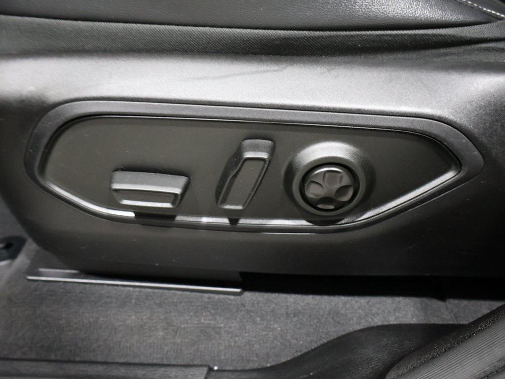 used 2023 Jeep Grand Cherokee L car, priced at $33,363