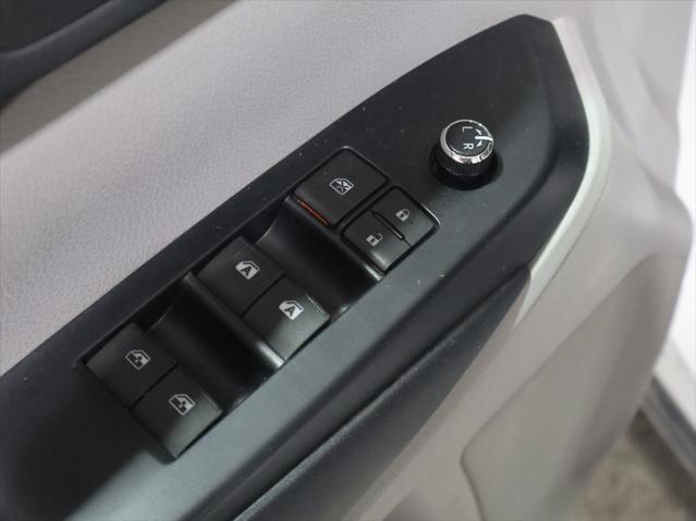 used 2017 Toyota Highlander car, priced at $21,668