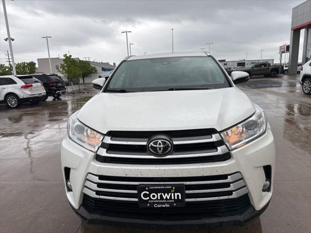used 2017 Toyota Highlander car, priced at $21,888