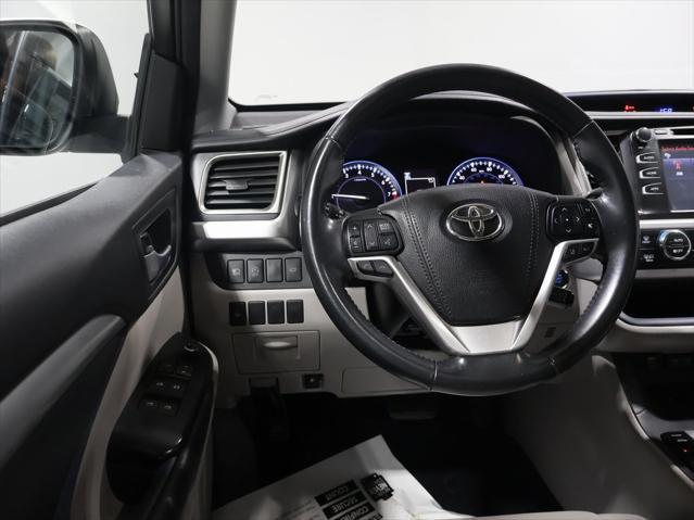 used 2017 Toyota Highlander car, priced at $21,668