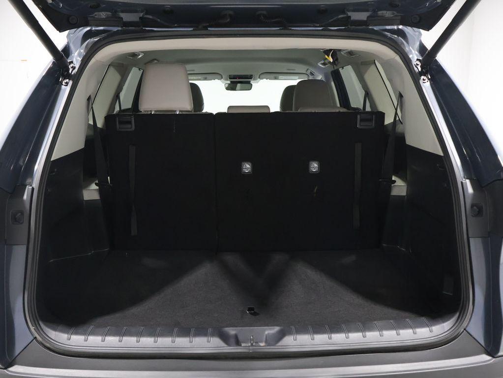 used 2025 Toyota Grand Highlander car, priced at $44,988