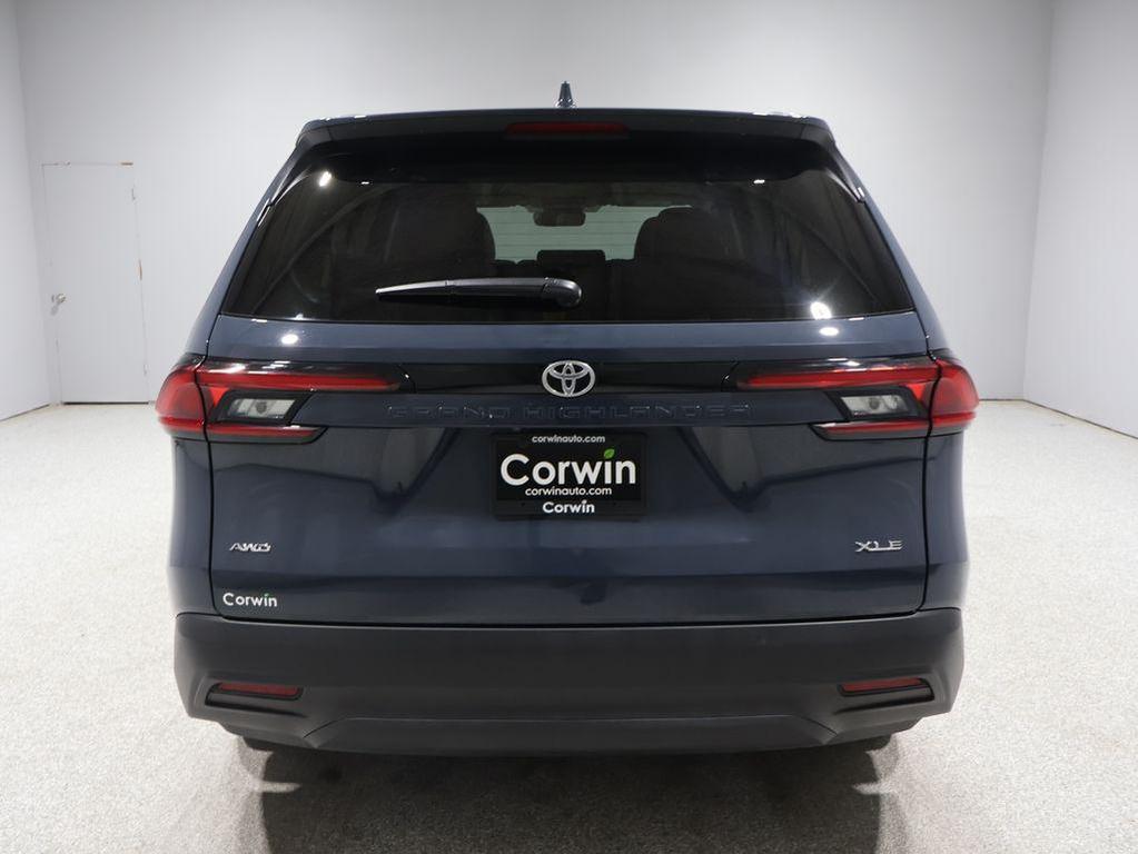 used 2025 Toyota Grand Highlander car, priced at $44,988