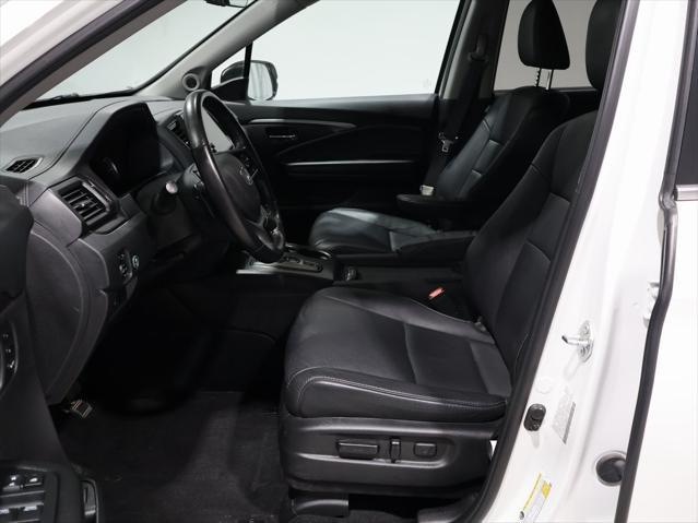used 2022 Honda Pilot car, priced at $32,222