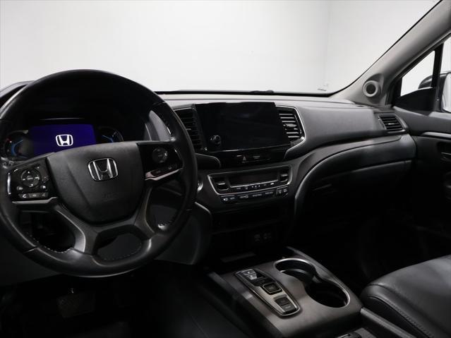 used 2022 Honda Pilot car, priced at $32,222