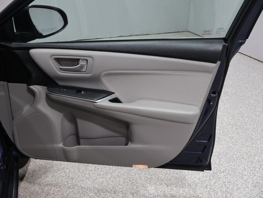 used 2016 Toyota Camry Hybrid car, priced at $12,988