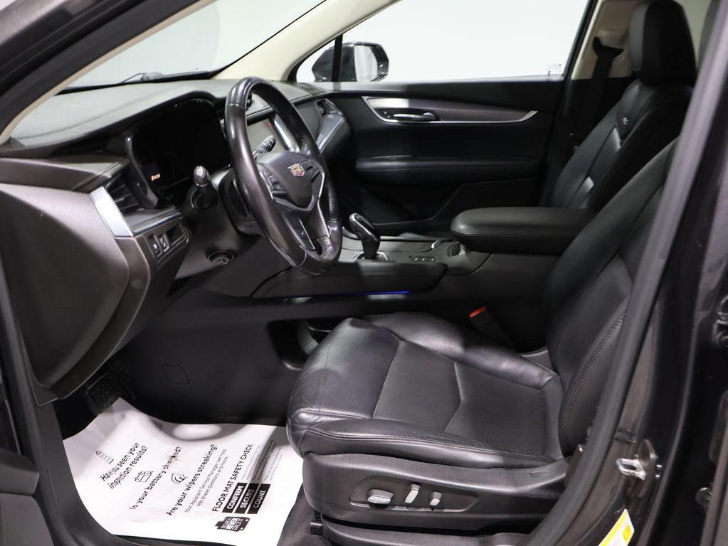 used 2018 Cadillac XT5 car, priced at $16,645