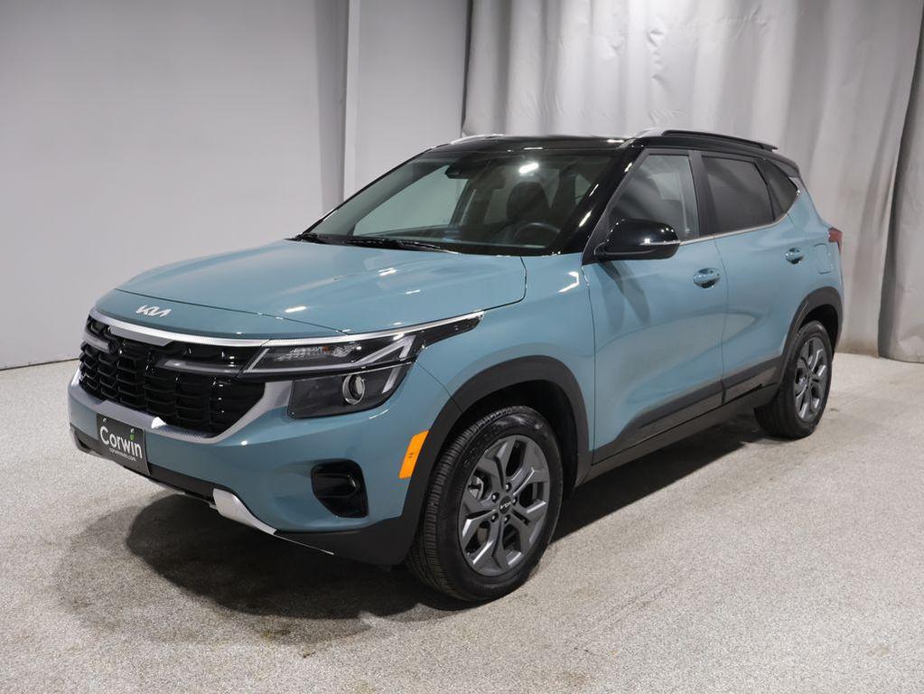 used 2024 Kia Seltos car, priced at $23,246