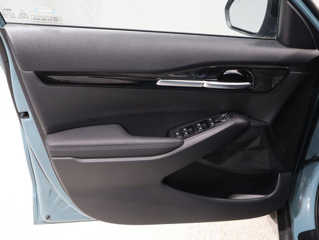 used 2024 Kia Seltos car, priced at $23,246