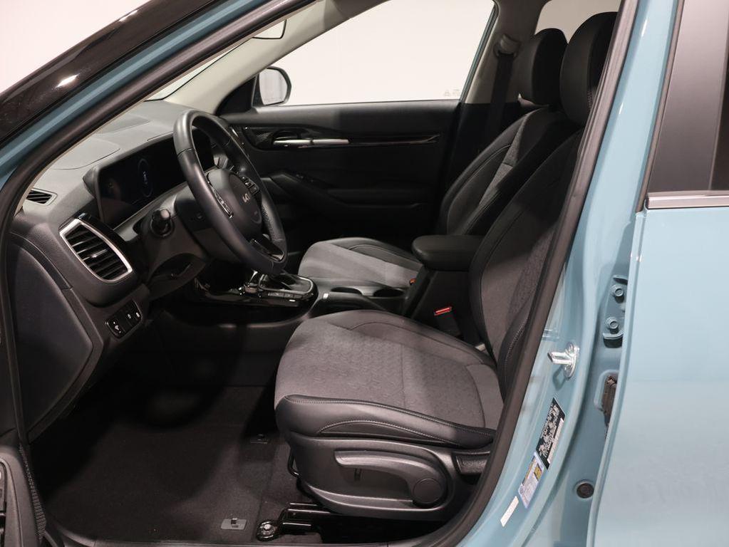 used 2024 Kia Seltos car, priced at $23,246