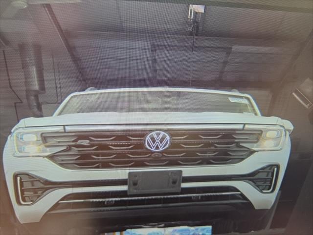 used 2024 Volkswagen Atlas car, priced at $44,271