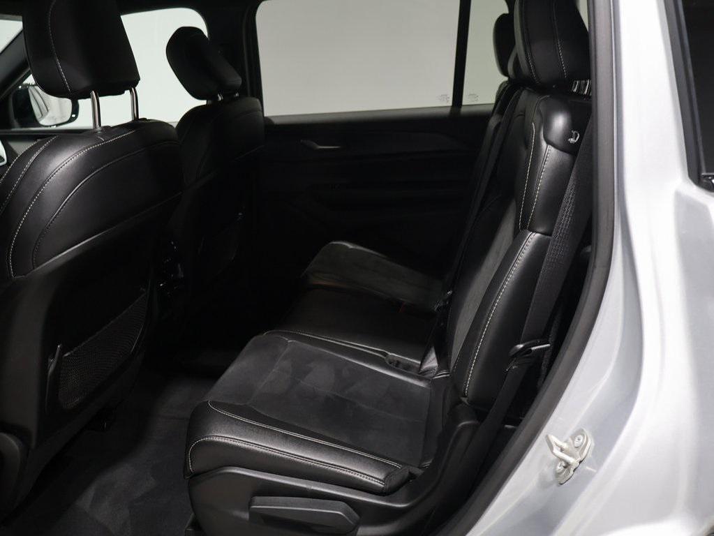 used 2024 Jeep Grand Cherokee L car, priced at $30,914