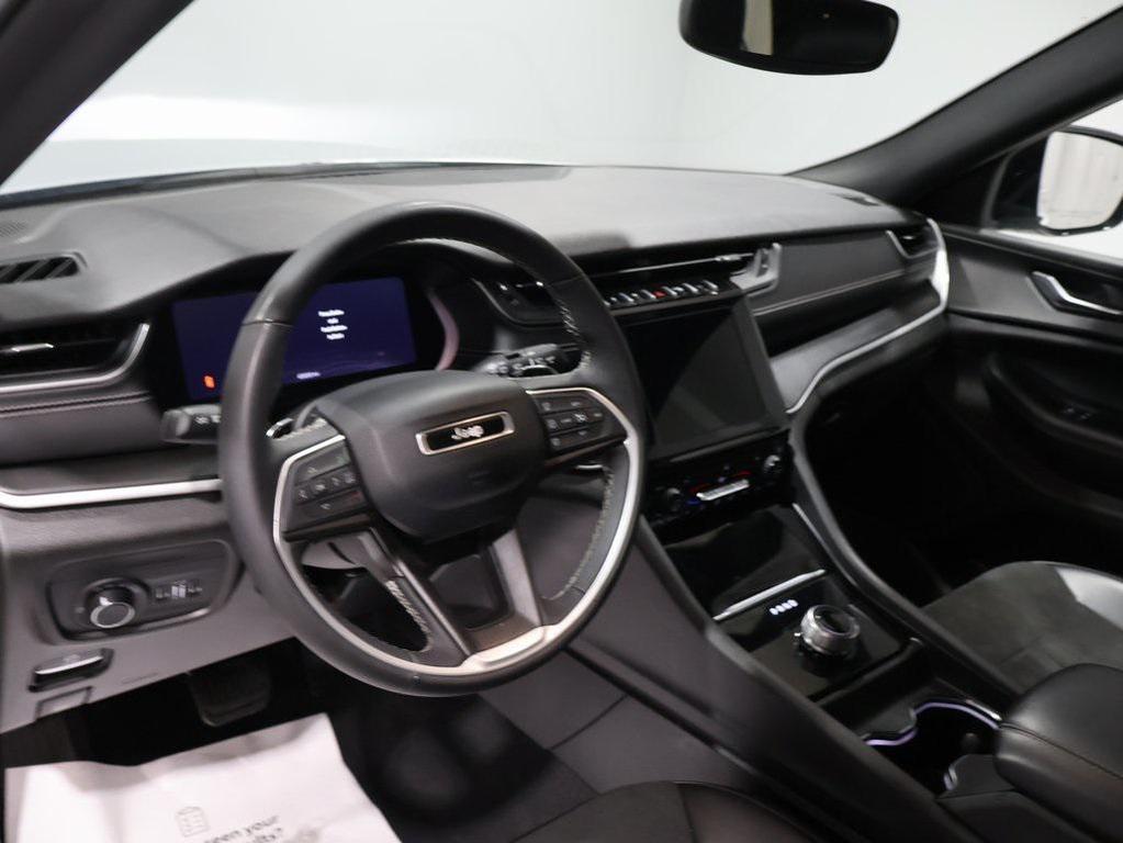 used 2024 Jeep Grand Cherokee L car, priced at $30,914