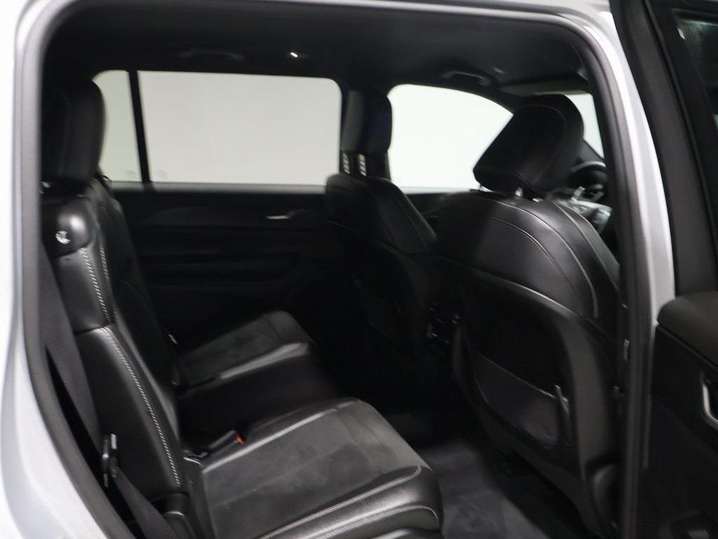 used 2024 Jeep Grand Cherokee L car, priced at $30,914