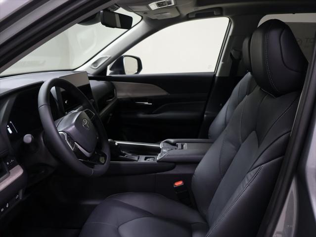new 2025 Toyota Grand Highlander car, priced at $51,613