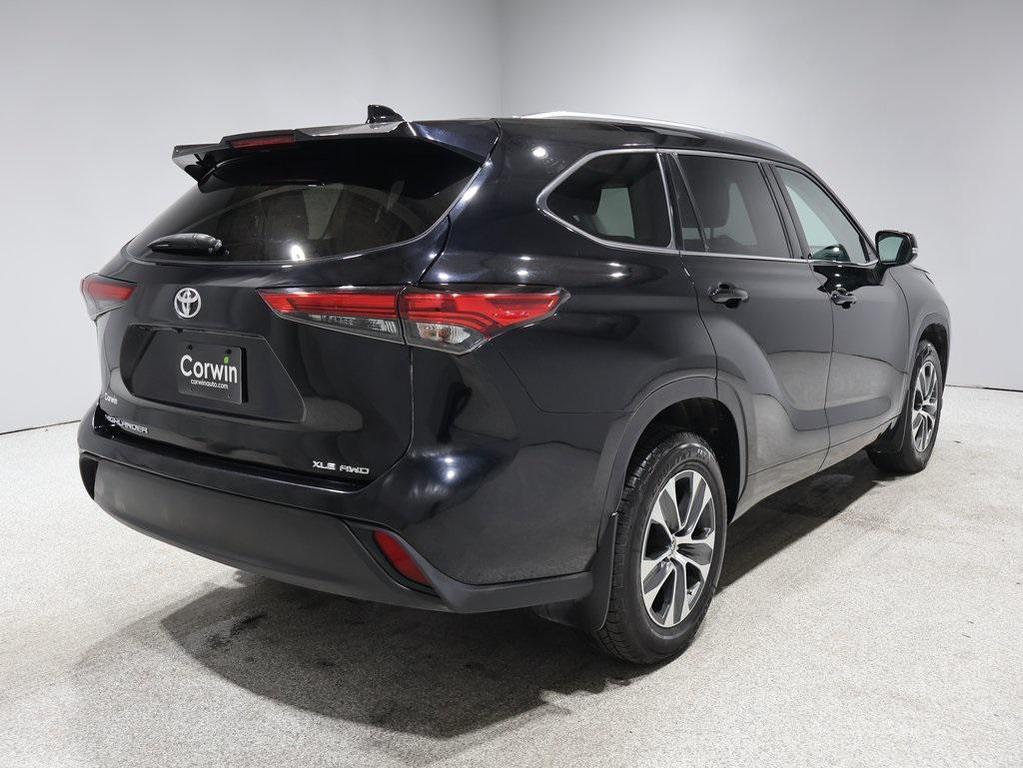 used 2021 Toyota Highlander car, priced at $33,982