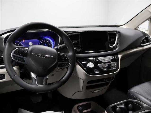 used 2024 Chrysler Pacifica car, priced at $29,388