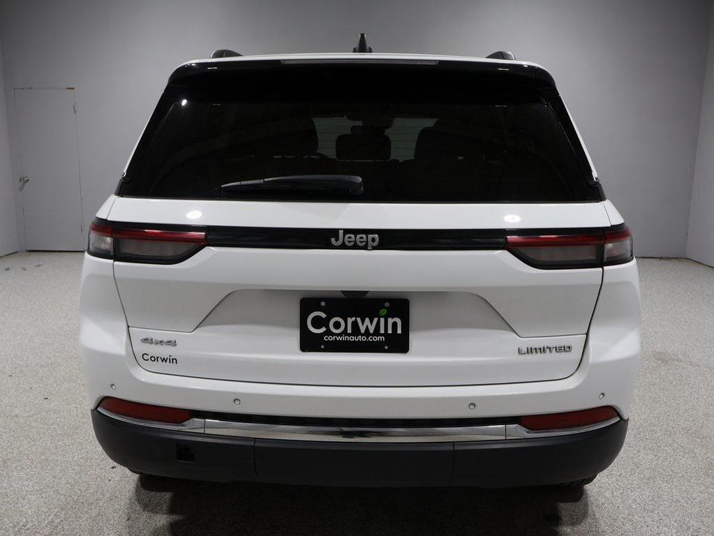 used 2024 Jeep Grand Cherokee car, priced at $33,988