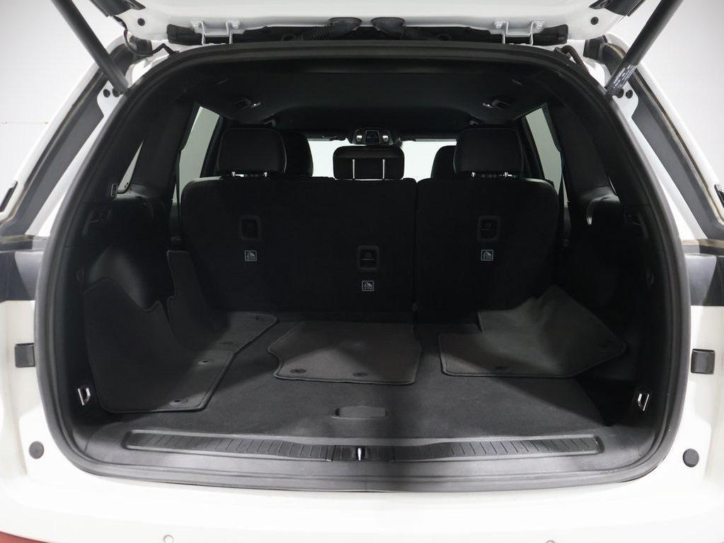 used 2024 Jeep Grand Cherokee car, priced at $33,988