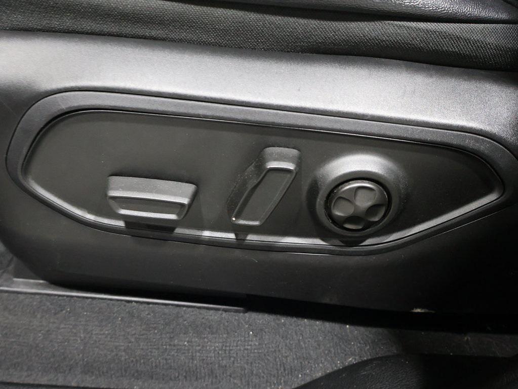 used 2024 Jeep Grand Cherokee car, priced at $33,988