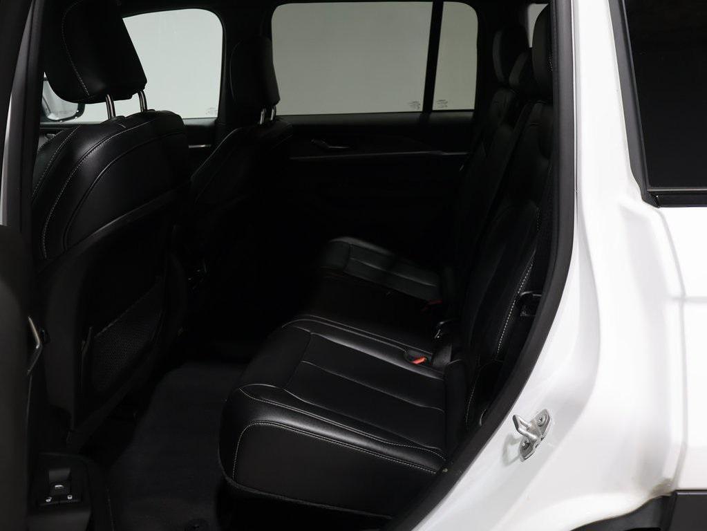 used 2024 Jeep Grand Cherokee car, priced at $33,988