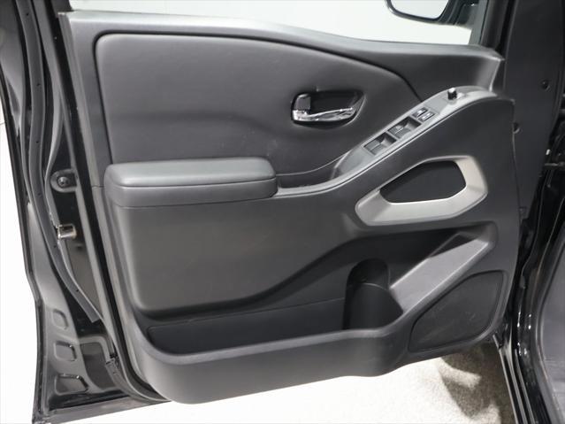 used 2023 Nissan Frontier car, priced at $28,986