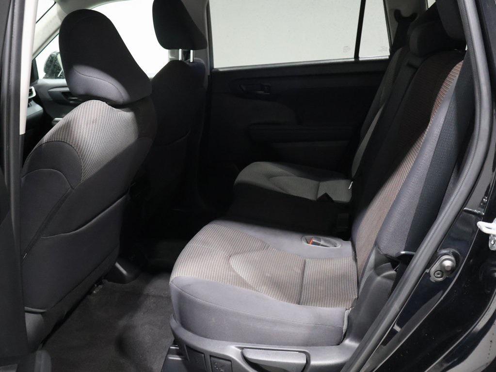 used 2023 Toyota Highlander car, priced at $29,998