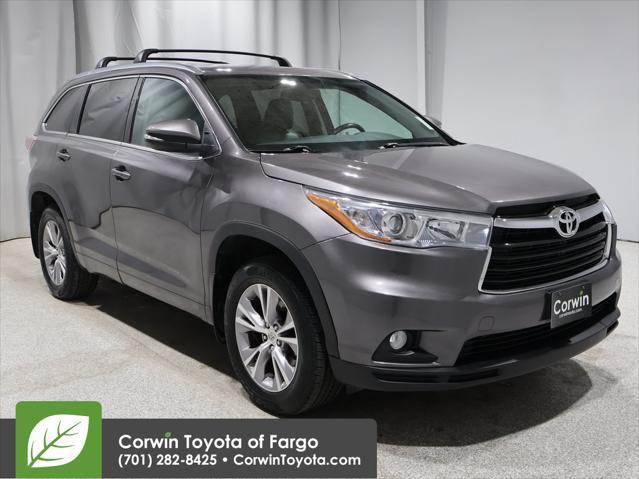 used 2015 Toyota Highlander car, priced at $15,733