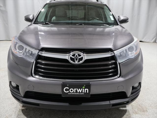 used 2015 Toyota Highlander car, priced at $15,733