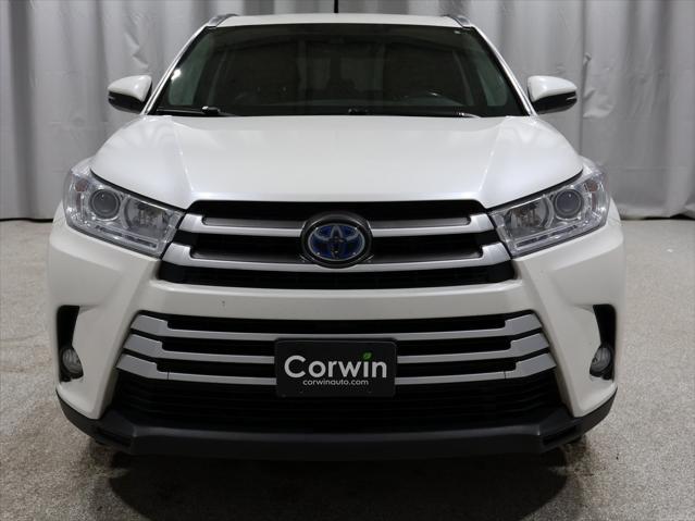 used 2017 Toyota Highlander Hybrid car, priced at $19,406