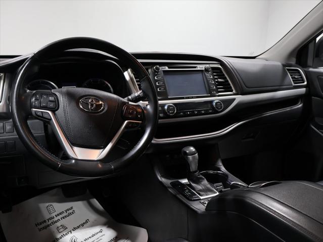 used 2017 Toyota Highlander Hybrid car, priced at $19,406