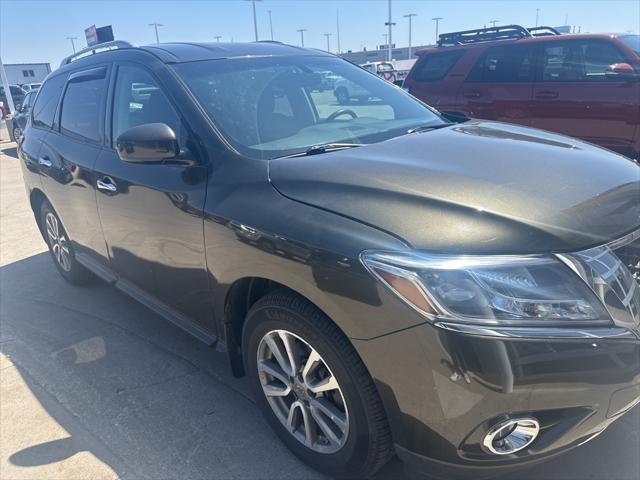 used 2015 Nissan Pathfinder car, priced at $10,878
