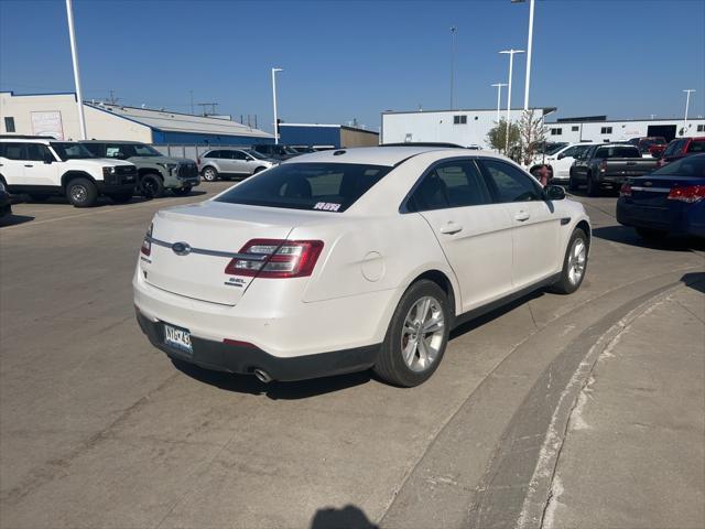 used 2014 Ford Taurus car