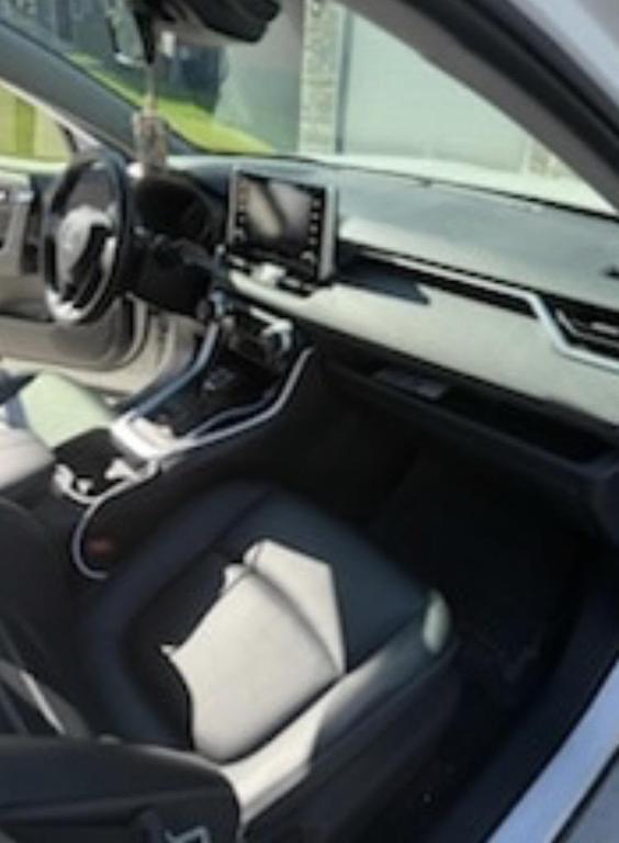 used 2020 Toyota RAV4 car