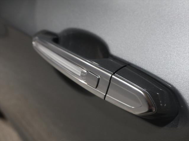 used 2024 Cadillac XT6 car, priced at $48,468