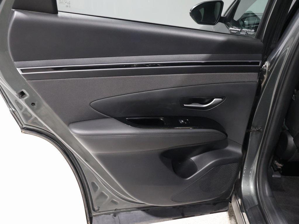 used 2024 Hyundai TUCSON Hybrid car, priced at $28,633