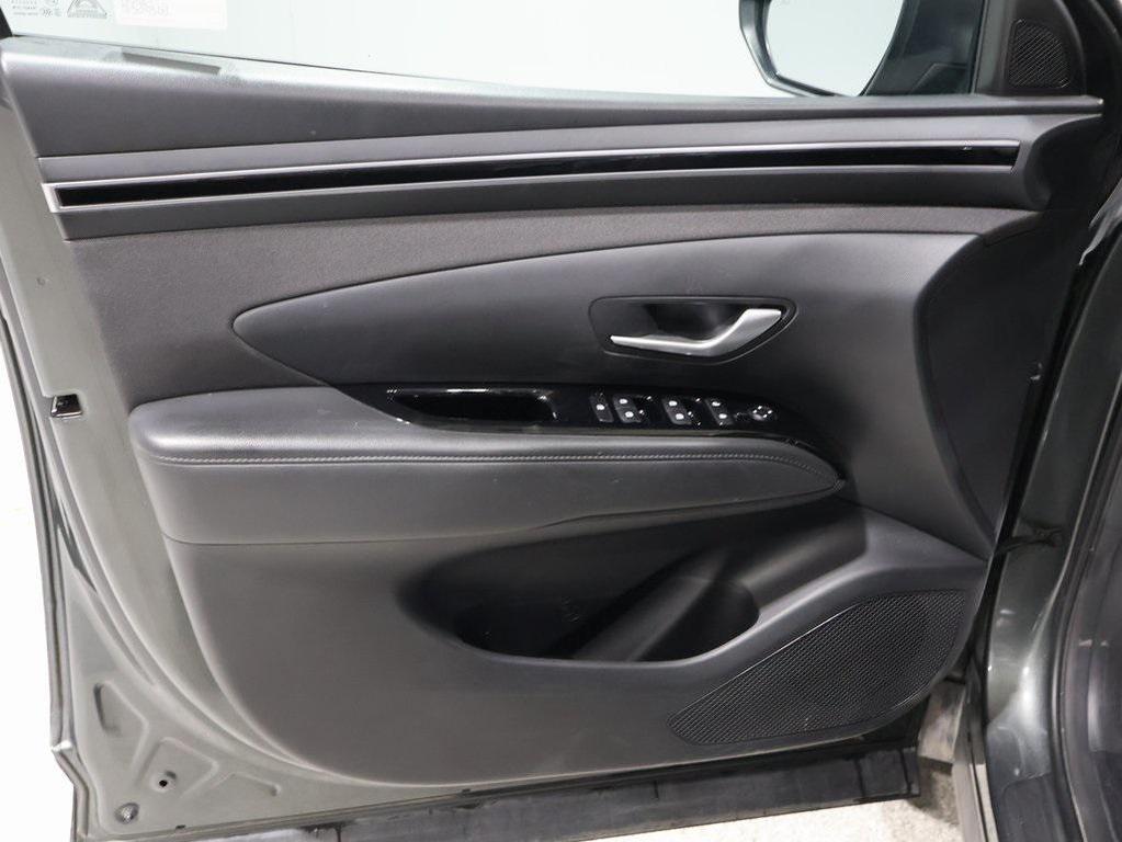 used 2024 Hyundai TUCSON Hybrid car, priced at $28,633