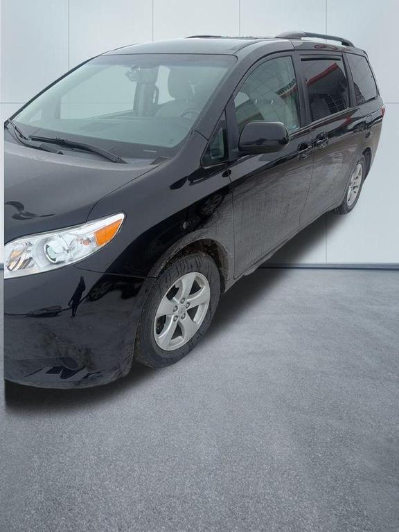 used 2016 Toyota Sienna car, priced at $13,985
