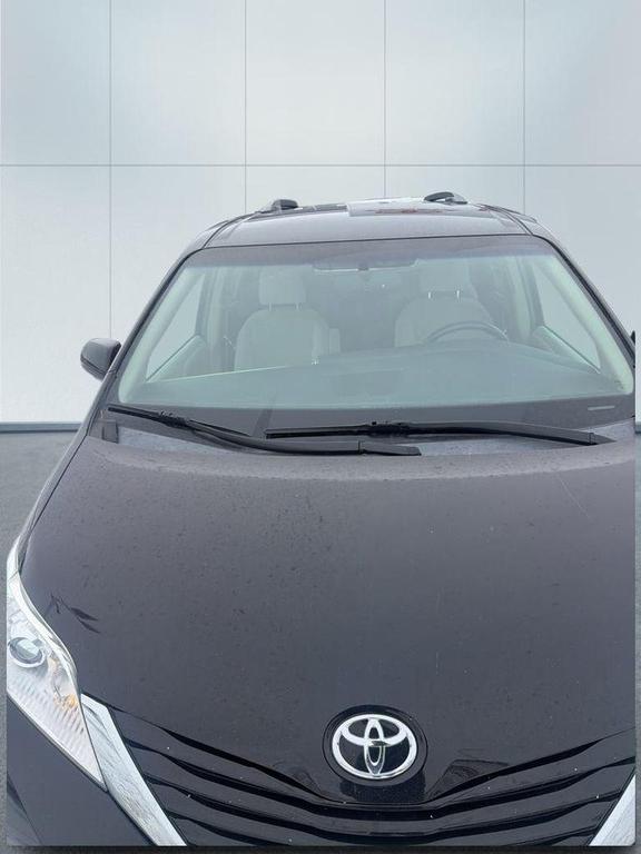 used 2016 Toyota Sienna car, priced at $13,985