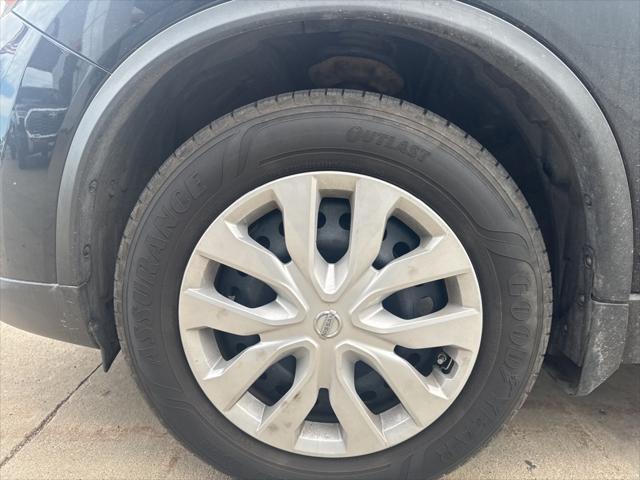 used 2015 Nissan Rogue car, priced at $11,939