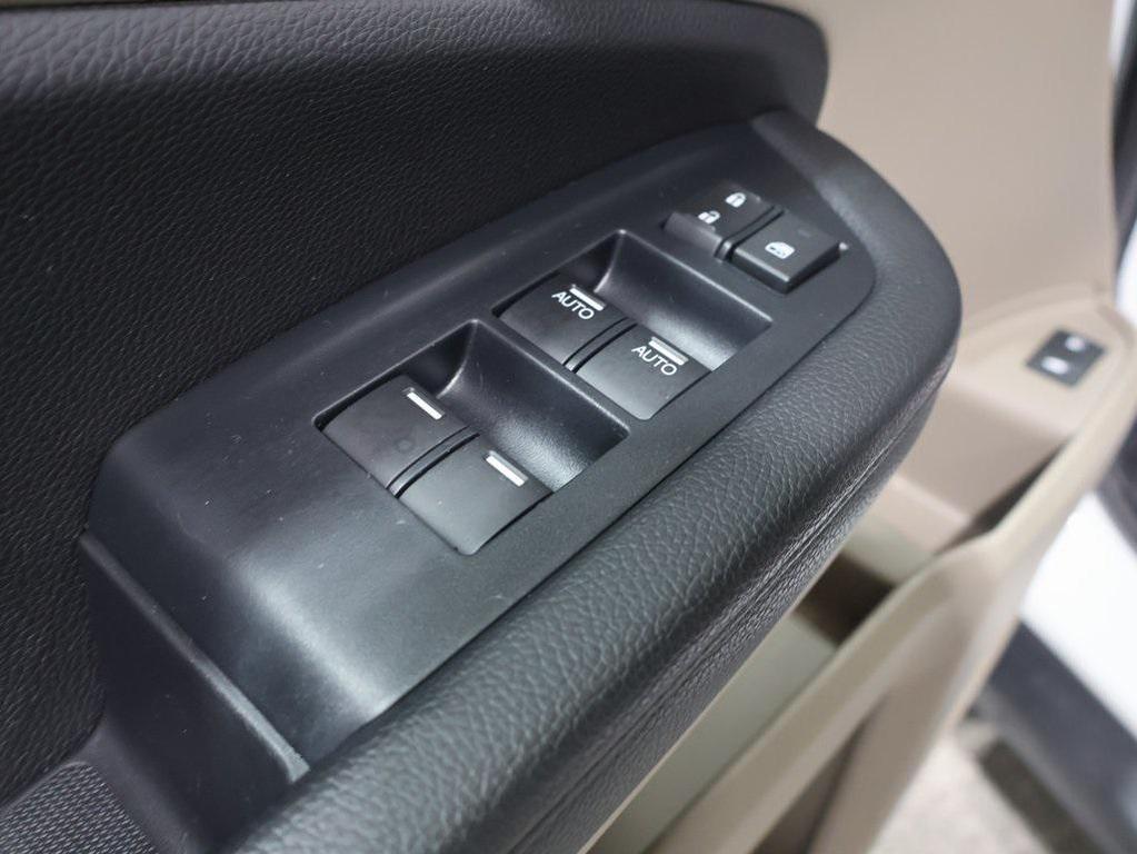 used 2022 Honda Pilot car, priced at $33,486