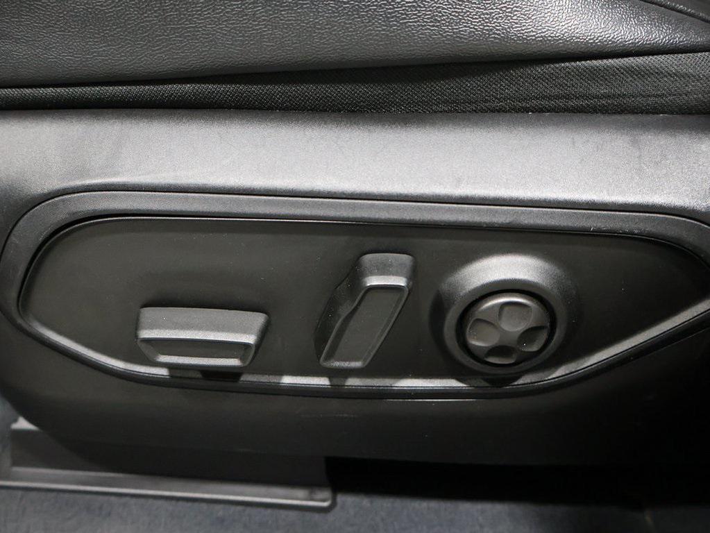 used 2023 Jeep Grand Cherokee L car, priced at $27,985