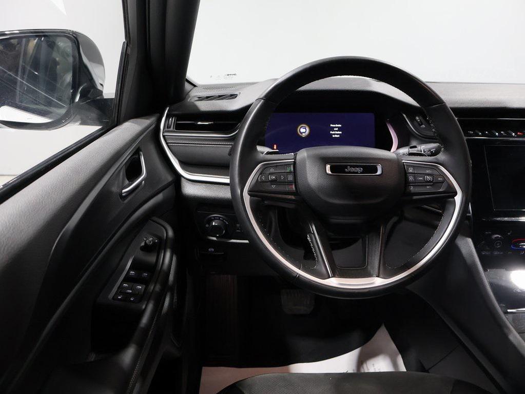 used 2023 Jeep Grand Cherokee L car, priced at $27,985