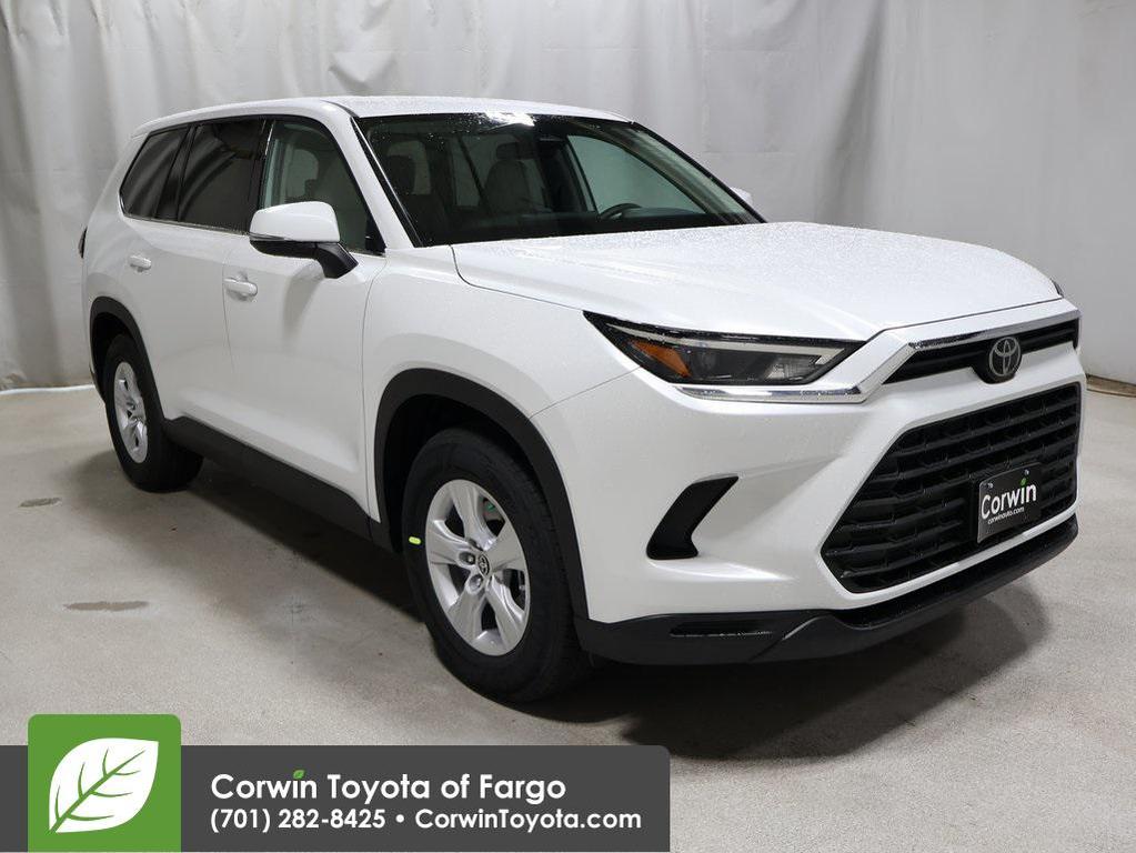 new 2025 Toyota Highlander car, priced at $43,208