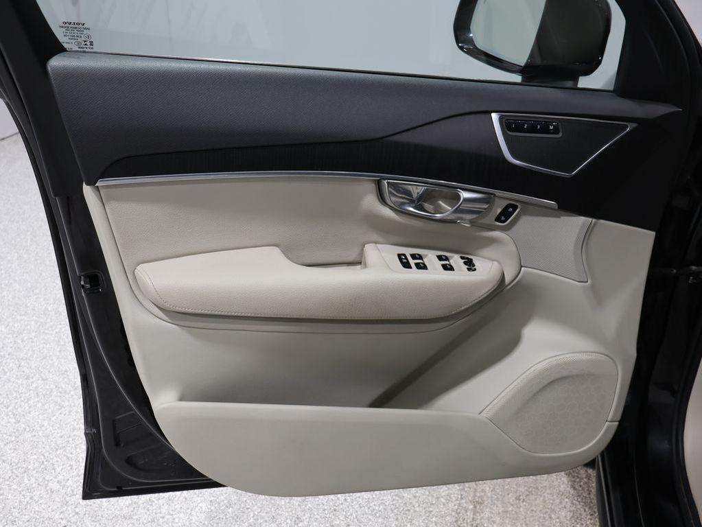 used 2020 Volvo XC90 car, priced at $23,736