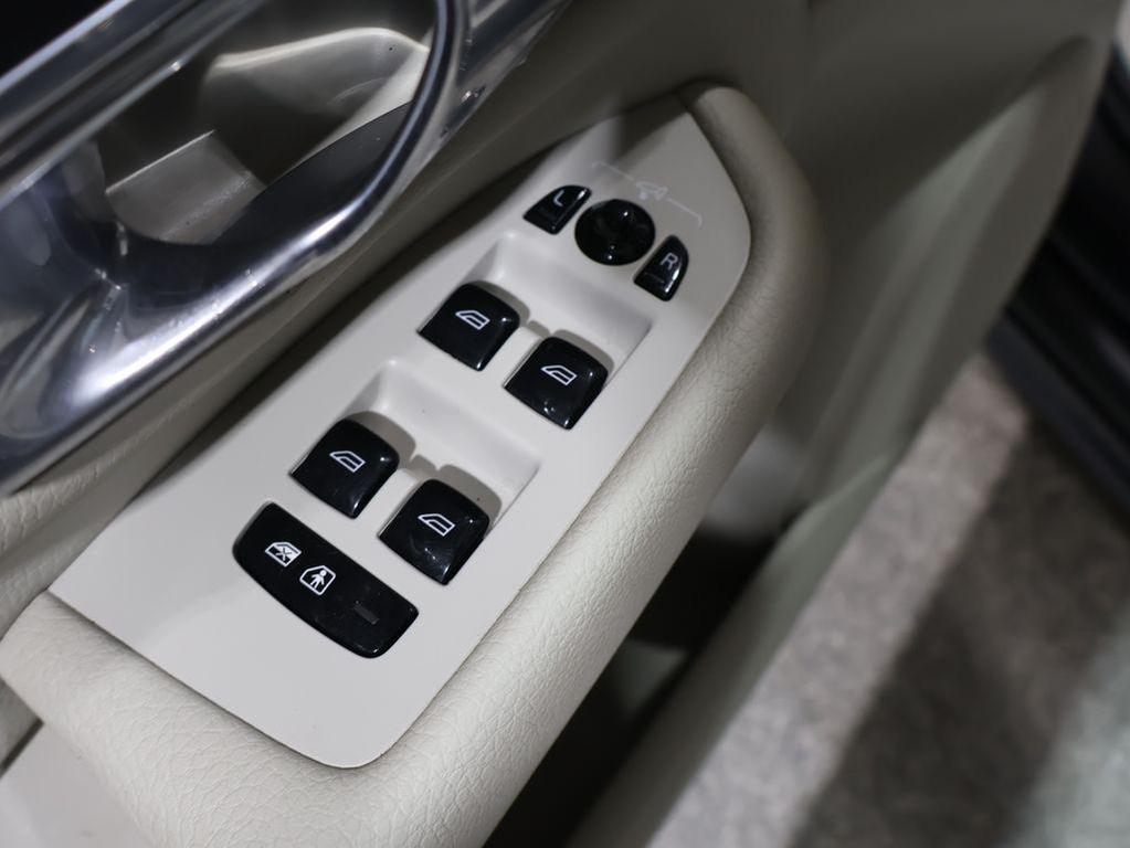 used 2020 Volvo XC90 car, priced at $23,736