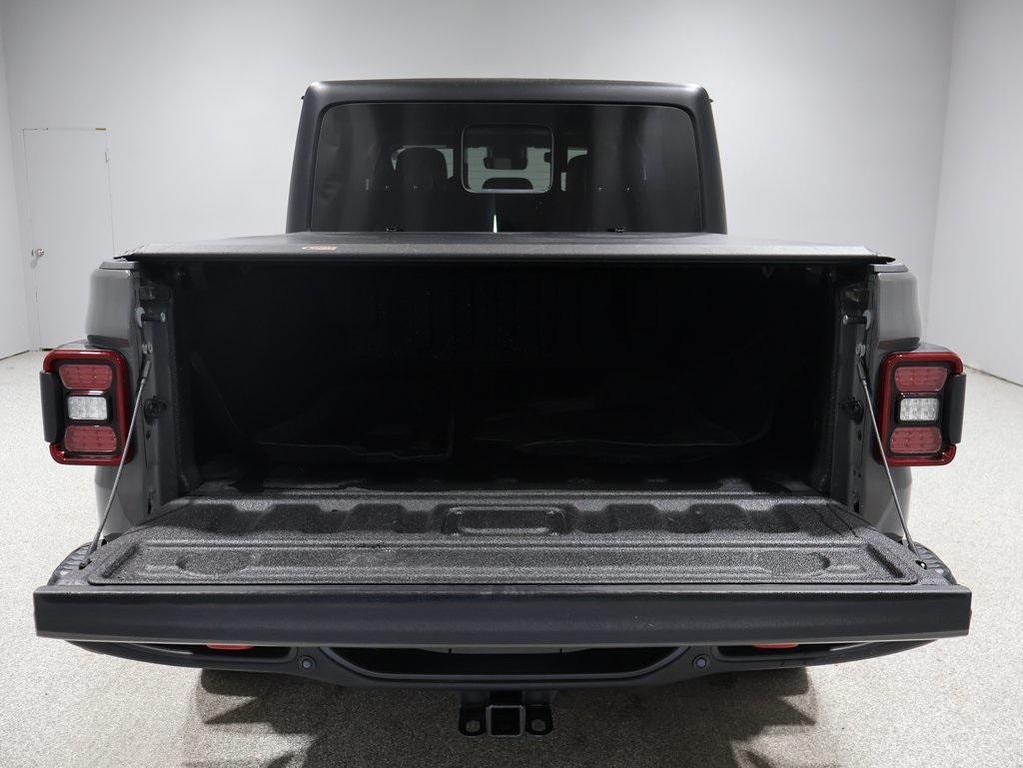 used 2023 Jeep Gladiator car, priced at $38,964