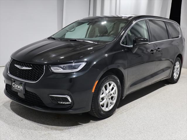 used 2023 Chrysler Pacifica car, priced at $23,564
